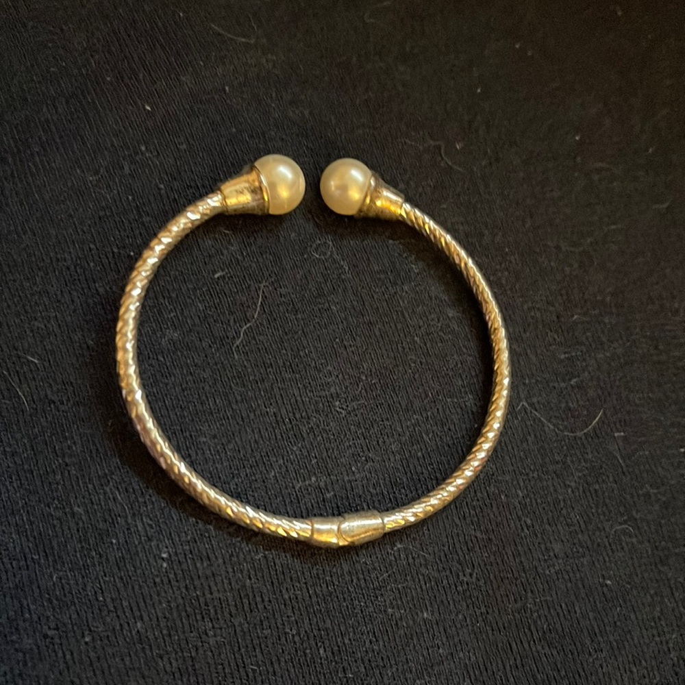 Pearl and Silver Bracelet